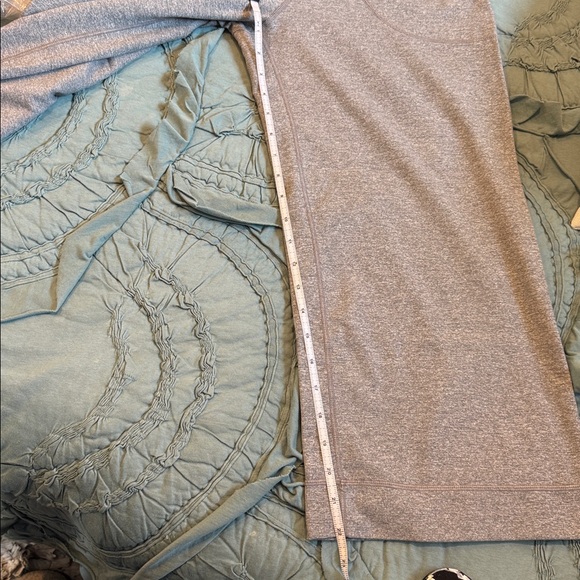 Lululemon Wide-Leg Cropped Pants - Picture 12 of 13